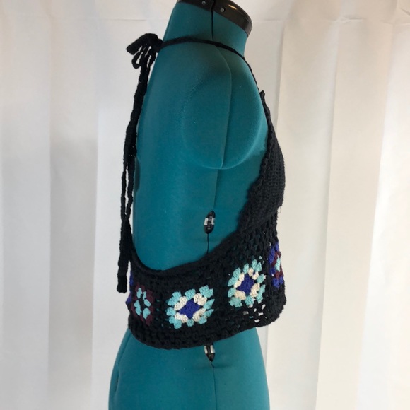 Full Tilt Crochet Top - Picture 3 of 5